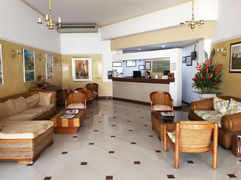 Hotel Villavicencio Plaza מראה חיצוני תמונה