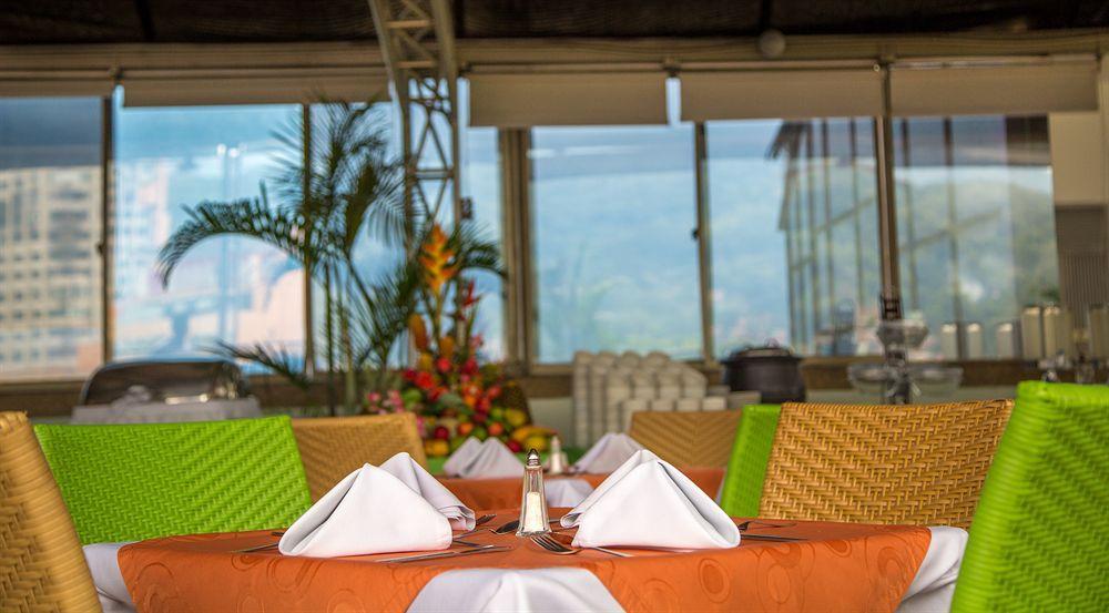 Hotel Villavicencio Plaza מראה חיצוני תמונה