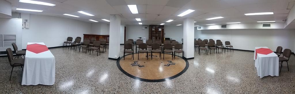 Hotel Villavicencio Plaza מראה חיצוני תמונה