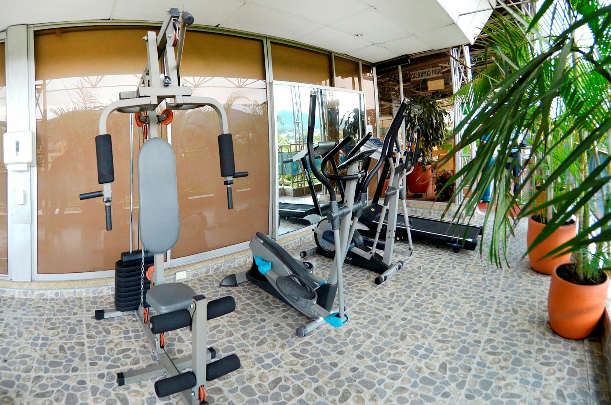 Hotel Villavicencio Plaza מראה חיצוני תמונה